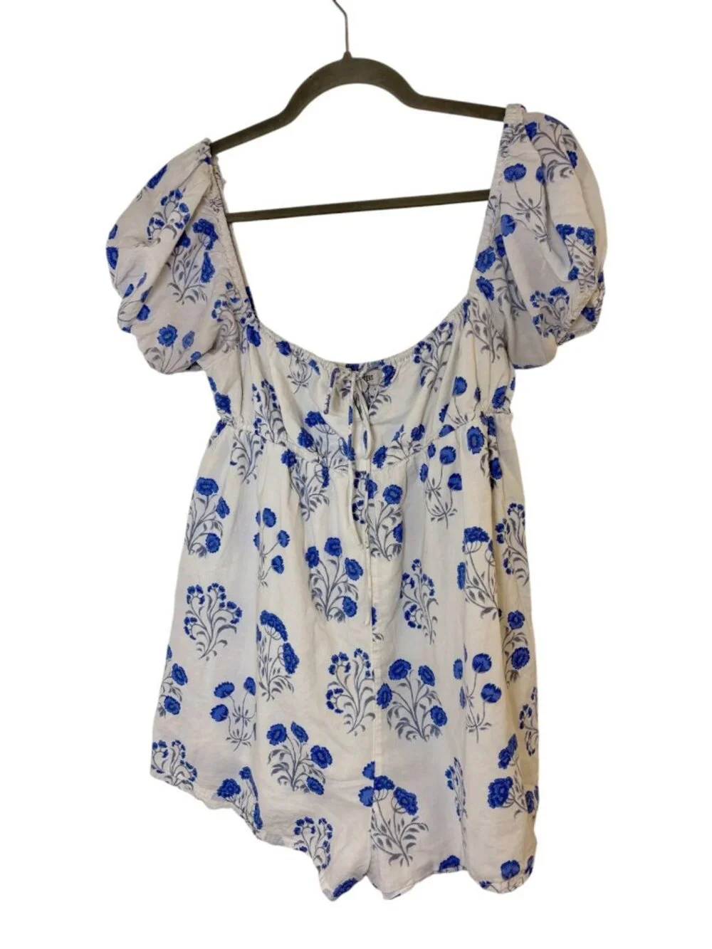 Urban Outfitters Ginnie Blue White Floral Puff Sleeve Romper Size Small